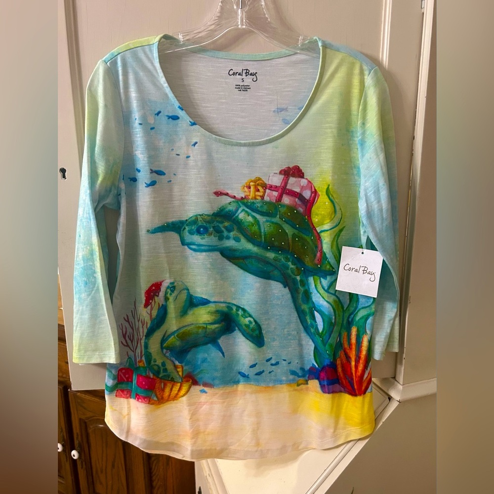 NWT Ladies nautical christmas turtle shirt size small by Coral Bay